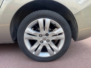 Peugeot 5008 1.6 e-hdi 115ch fap etg6 blue lion 7 places occasion cannes (06) simplicicar simplicibike france