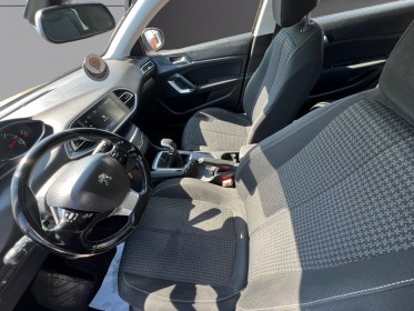 Peugeot 308 1.6 bluehdi 100ch ss bvm5 allure occasion avignon (84) simplicicar simplicibike france