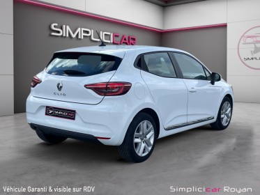 Renault clio v sce 65 ch zen garanti 12 mois occasion simplicicar royan simplicicar simplicibike france