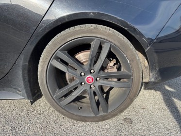Jaguar xe xe 2.0 d - 180 ch bva awd r-sport occasion simplicicar frejus  simplicicar simplicibike france