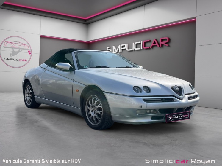 Alfa romeo spider 2.0i 16v ts 160 ch distribution ok révisé garanti 12 mois occasion simplicicar royan simplicicar... Alfa romeo spider 2.0i 16v ts 160 ch distribution ok révisé garanti 12 mois occasion simplicicar royan simplicicar...