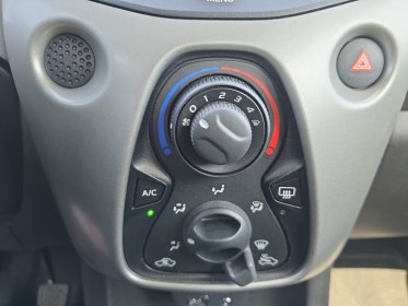 Citroen c1 c1 vti 68 ch feel premiére main chaîne de distribution garantie 12 mois occasion simplicicar vichy simplicicar...