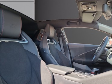 Toyota c-hr hybride my23 simplifiee 2.0l gr sport / toit pano / garantie constructeur / occasion simplicicar pontarlier...