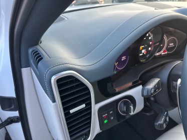 Porsche cayenne coupe e-hybrid 3.0 v6 462 ch tiptronic bva platinum edition porsche approved 2026 occasion paris 15ème (75)...