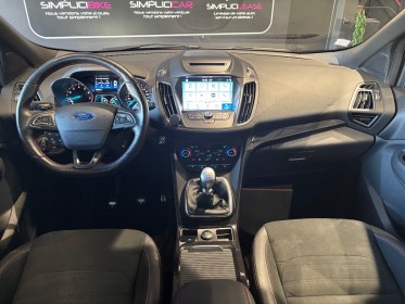Ford kuga 1.5 flexifuel-e85 150 ss 4x2 bvm6 st-line garantie 12 mois occasion  simplicicar aix les bains simplicicar...