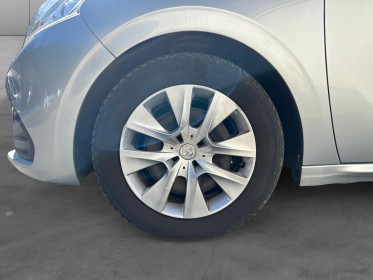 Peugeot 208 1.2 puretech 68ch bvm5 like - courroie changee - garantie 12 mois occasion simplicicar caen  simplicicar...
