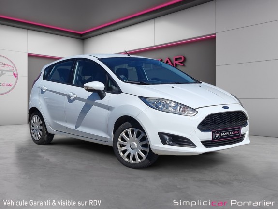 Ford fiesta 1.5 tdci 75 white /  garantie 12 mois minimum / occasion simplicicar pontarlier simplicicar simplicibike france