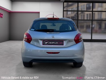 Peugeot 208 1.6 vti 120ch bvm5 allure/courroie change/climatisation automatique/garantie 12 mois occasion paris 17ème...