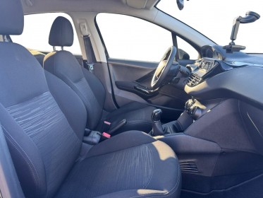 Peugeot 208 affaire 1.6 bluehdi 75 bvm5 premium 2 places pas de tva recuperable occasion simplicicar brie-comte-robert...