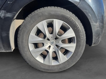 Peugeot 208 affaire 1.6 bluehdi 75 bvm5 premium 2 places pas de tva recuperable occasion simplicicar brie-comte-robert...