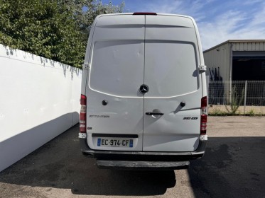 Mercedes sprinter fourgon gn 210 cdi 32n 4x2 3.0t worker occasion simplicicar grenoble simplicicar simplicibike france