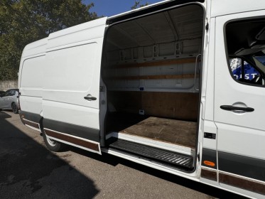 Mercedes sprinter fourgon gn 210 cdi 32n 4x2 3.0t worker occasion simplicicar grenoble simplicicar simplicibike france