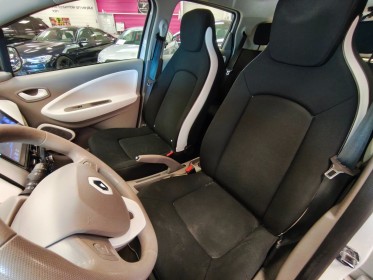 Renault zoe r90 life 41 kw batteries en location véhicule garantie un an occasion simplicicar amiens  simplicicar...