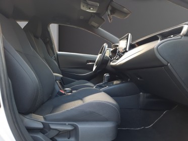 Toyota corolla pro hybride 122h dynamic business occasion montreuil (porte de vincennes)(75) simplicicar simplicibike france