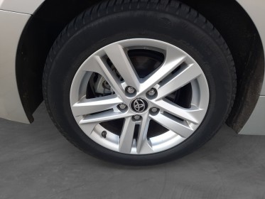 Toyota corolla pro hybride 122h dynamic business occasion montreuil (porte de vincennes)(75) simplicicar simplicibike france