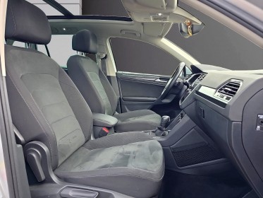 Volkswagen tiguan 2.0 tdi 150 dsg7 2x4 black r-line toit ouvrant virtual cockpit garantie 12 mois occasion simplicicar vichy...