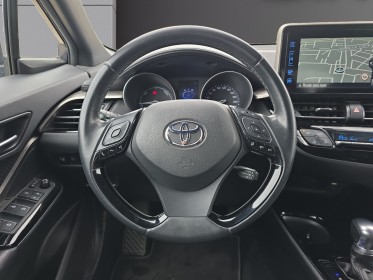 Toyota c-hr hybride 122h collection caméra de recul sièges avants chauffants garantie toyota 12 mois occasion simplicicar...