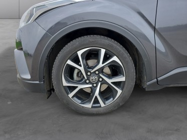 Toyota c-hr hybride 122h collection caméra de recul sièges avants chauffants garantie toyota 12 mois occasion simplicicar...