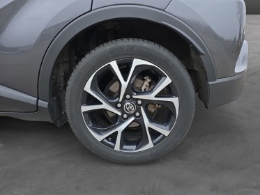 Toyota c-hr hybride 122h collection caméra de recul sièges avants chauffants garantie toyota 12 mois occasion simplicicar...