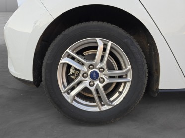 Ford focus 1.5 l 120 ch ss bva8 trend business garantie 12 mois occasion simplicicar vichy simplicicar simplicibike france