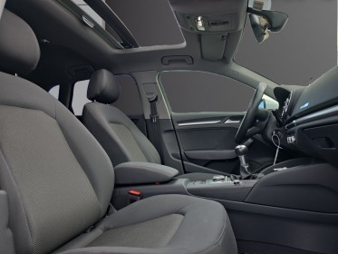 Audi a3 sportback 30 tfsi 116 ch design toit ouvrant garantie 12 mois occasion simplicicar vichy simplicicar simplicibike...