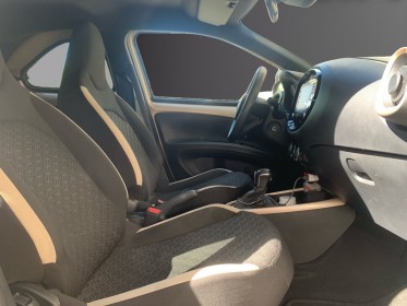 Toyota aygo x my23 1.0 vvt-i 72 s-cvt design/garantie 12 mois/camera de regule /boite automatique/ occasion montreuil (porte...