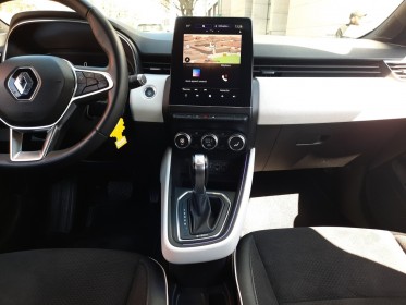 Renault clio v e-tech 140 - 21 intens/boite auto/hybrid/garantie 12 mois occasion montreuil (porte de vincennes)(75)...