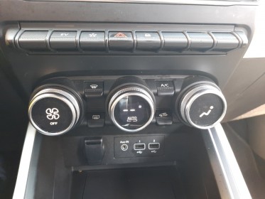 Renault clio v e-tech 140 - 21 intens/boite auto/hybrid/garantie 12 mois occasion montreuil (porte de vincennes)(75)...