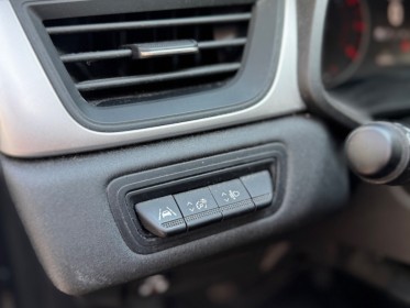 Renault captur tce 100 gpl evolution/camera de recul/maintient de voie/ garantie 12 mois occasion paris 17ème (75)(porte...