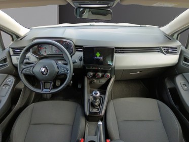 Renault clio v 1.0 tce 100 business / caméra de recul / alerte franchissement de ligne / usbc / occasion réunion ville st...