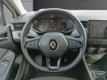 Renault clio v 1.0 tce 100 business / caméra de recul / alerte franchissement de ligne / usbc / occasion réunion ville st...
