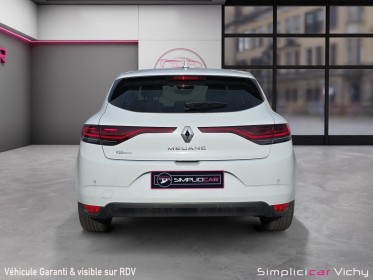 Renault megane iv berline tce 140 ch edc techno révisée première main garantie 12 mois occasion simplicicar vichy...