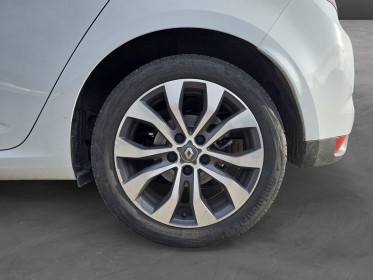 Renault megane iv berline tce 140 ch edc techno révisée première main garantie 12 mois occasion simplicicar vichy...