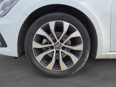 Renault megane iv berline tce 140 ch edc techno révisée première main garantie 12 mois occasion simplicicar vichy...