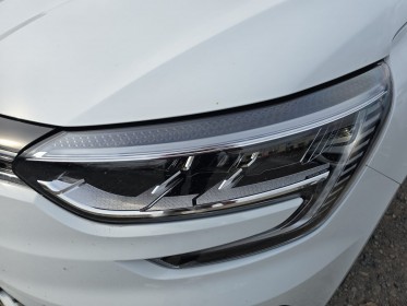 Renault megane iv berline tce 140 ch edc techno révisée première main garantie 12 mois occasion simplicicar vichy...