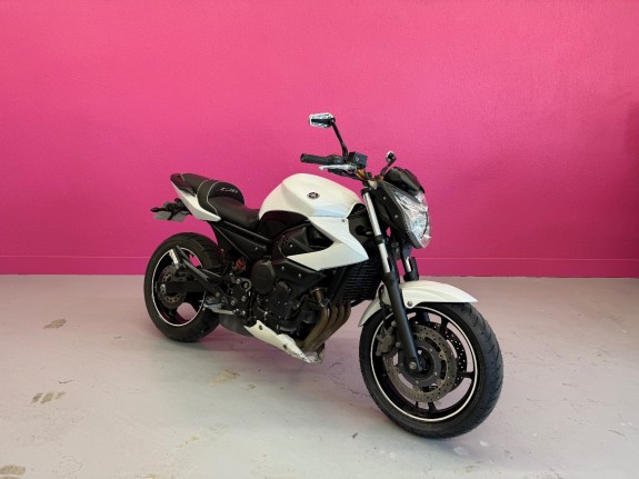 Yamaha xj6 600 - entretien a jour - ct ok - occasion simplicicar marignane  simplicicar simplicibike france