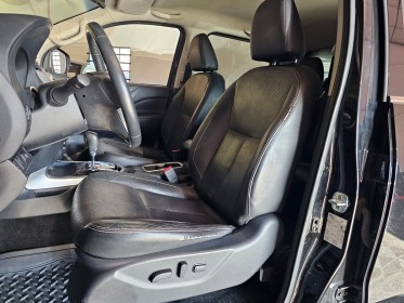 Nissan np300 navara 2.3 dci 190 double cab bva7 tekna garantie 12 mois occasion  simplicicar aix les bains simplicicar...