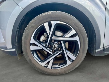 Toyota c-hr hybride my22 1.8l  edition 122h / sieges chauffants / camera de recul occasion simplicicar besanÇon simplicicar...