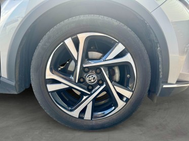 Toyota c-hr hybride my22 1.8l  edition 122h / sieges chauffants / camera de recul occasion simplicicar besanÇon simplicicar...