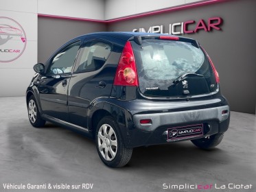Peugeot 107 1.0e 12v 68ch blue lion 2-tronic trendy occasion simplicicar la ciotat simplicicar simplicibike france