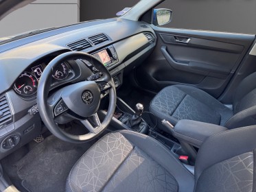 Skoda fabia 1.0 mpi 75 ch bvm5 clever/carplay/start and stop/garantie 12 mois occasion paris 17ème (75)(porte maillot)...