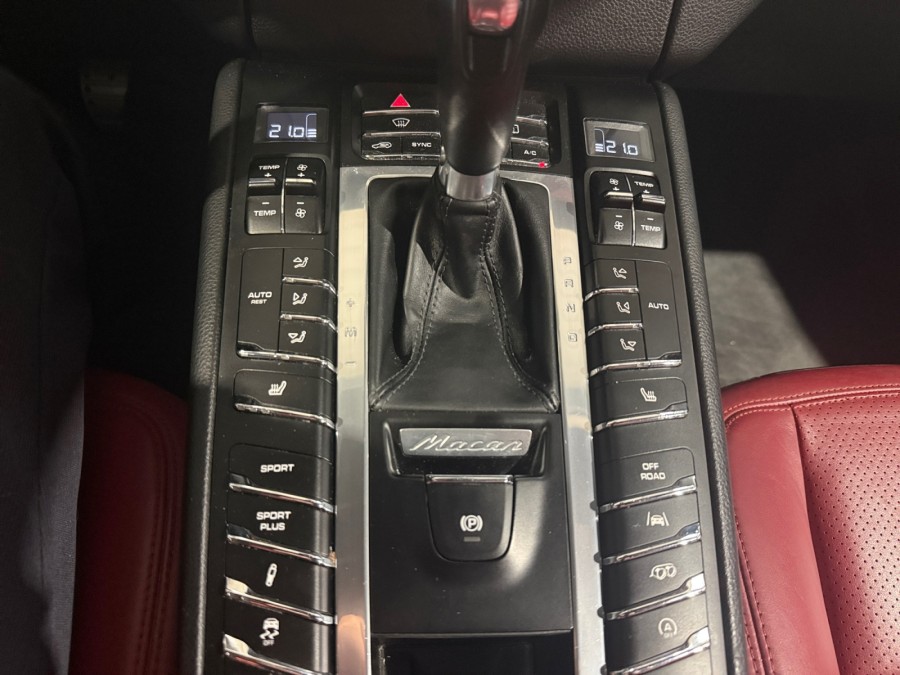 PORSCHE d'occasion MACAN 3.0 GTS de 2016 Narbonne (11)﻿