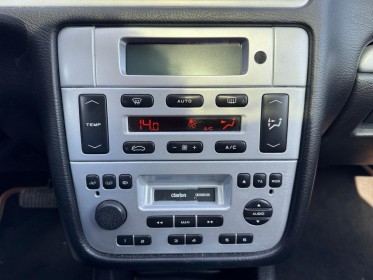 Peugeot 406 coupe 3.0i v6 207ch - toit ouvrant - jbl - clim auto - suivi entretien ok occasion simplicicar rennes simplicicar...
