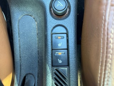 Peugeot 406 coupe 3.0i v6 207ch - toit ouvrant - jbl - clim auto - suivi entretien ok occasion simplicicar rennes simplicicar...