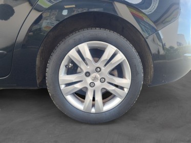 Peugeot 5008 2.0 hdi 163ch fap bva6 premium pack 7pl a occasion parc voitures beauvais simplicicar simplicibike france