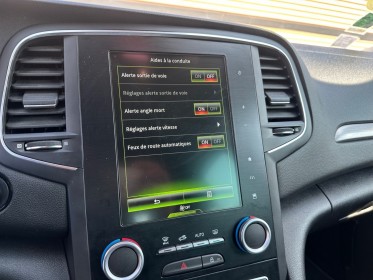 Renault megane iv berline intens - edition bose - 1.5 dci 110ch - boite auto - full - faible km - occasion simplicicar...