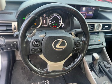 Lexus is full entretien lexus is 300h luxe occasion avignon (84) simplicicar simplicibike france