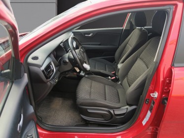 Kia rio 1.0l t-gdi 120 ch isg dct7 finition urban edition / caméra de recul / carplay occasion réunion ville st pierre...
