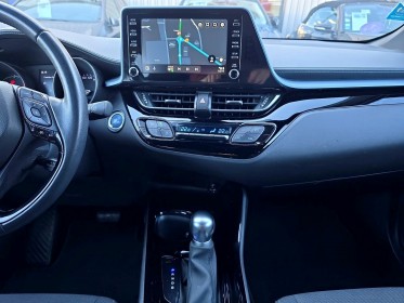 Toyota c-hr hybride rc18 122 ch edition première main car play régulateur adaptatif garantie 12 mois occasion simplicicar...