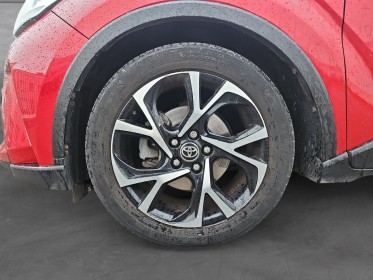 Toyota c-hr hybride rc18 122 ch edition première main car play régulateur adaptatif garantie 12 mois occasion simplicicar...
